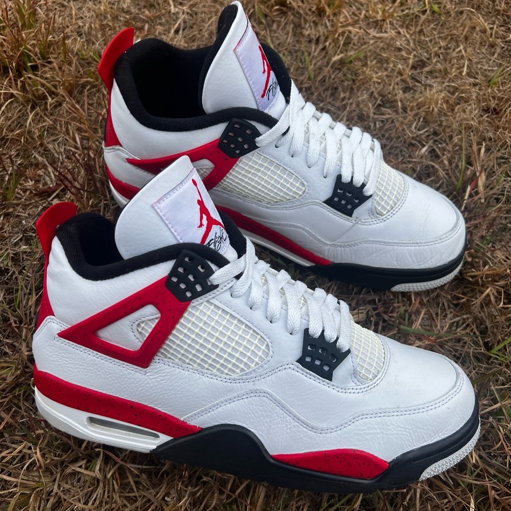 CLEAN Air Jordan 4 size 11.5 Womens Red Cement Basketball shoes